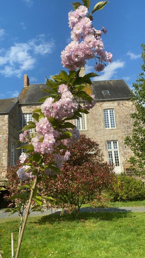 Le Chateau De Claids Saint-Patrice-de-Claids Экстерьер фото